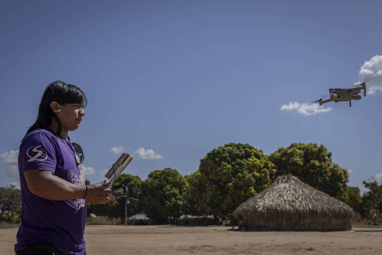 Indígenas usam drones para combater incêndios e regenerar lavouras em MT