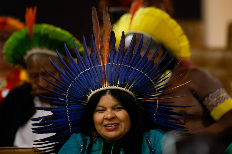Indígenas negavam identidade para não morrer, diz ministra