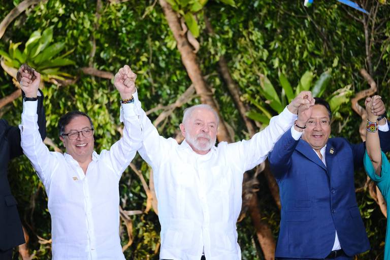 Em recado a Lula, Petro fala em negacionismo de esquerda e pede fim do petróleo
