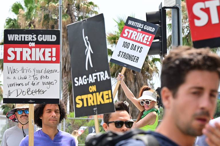 Roteiristas de Hollywood recusam proposta dos estúdios e greve continua