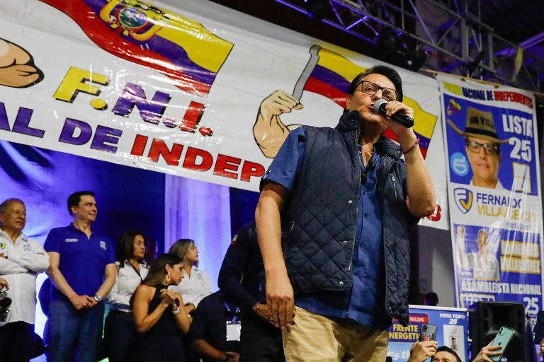 Fernando Villavicencio, candidato à Presidência do Equador, durante evento de campanha em Quito, nesta quarta (9)