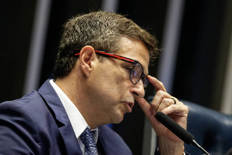Campos Neto alerta para possível ruptura nos mercados e defende esforço fiscal global