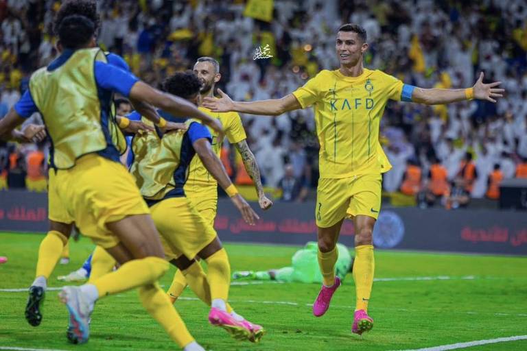 Cristiano Ronaldo faz dois gols e conquista o primeiro título na Arábia Saudita