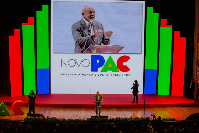 Presidente Lula durante o lançamento do Novo PAC, no Theatro Municipal do Rio de Janeiro