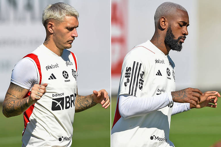 Montagem de duas fotos. Na primeira foto, jogador branco, de cabelos loucos, camisa do Flamengo branca com detalhes em preto e vermelho faz movimento de correr, com os braços na altura do peito. Na segunda foto, jogador preto, com cabelos curtos brancos e barba preta, com camisa do Flamengo branca e detalhes em preto, também faz movimento de atividade física