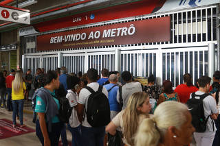 Estação Lapa do metrô de Salvador fechada por falta de energia