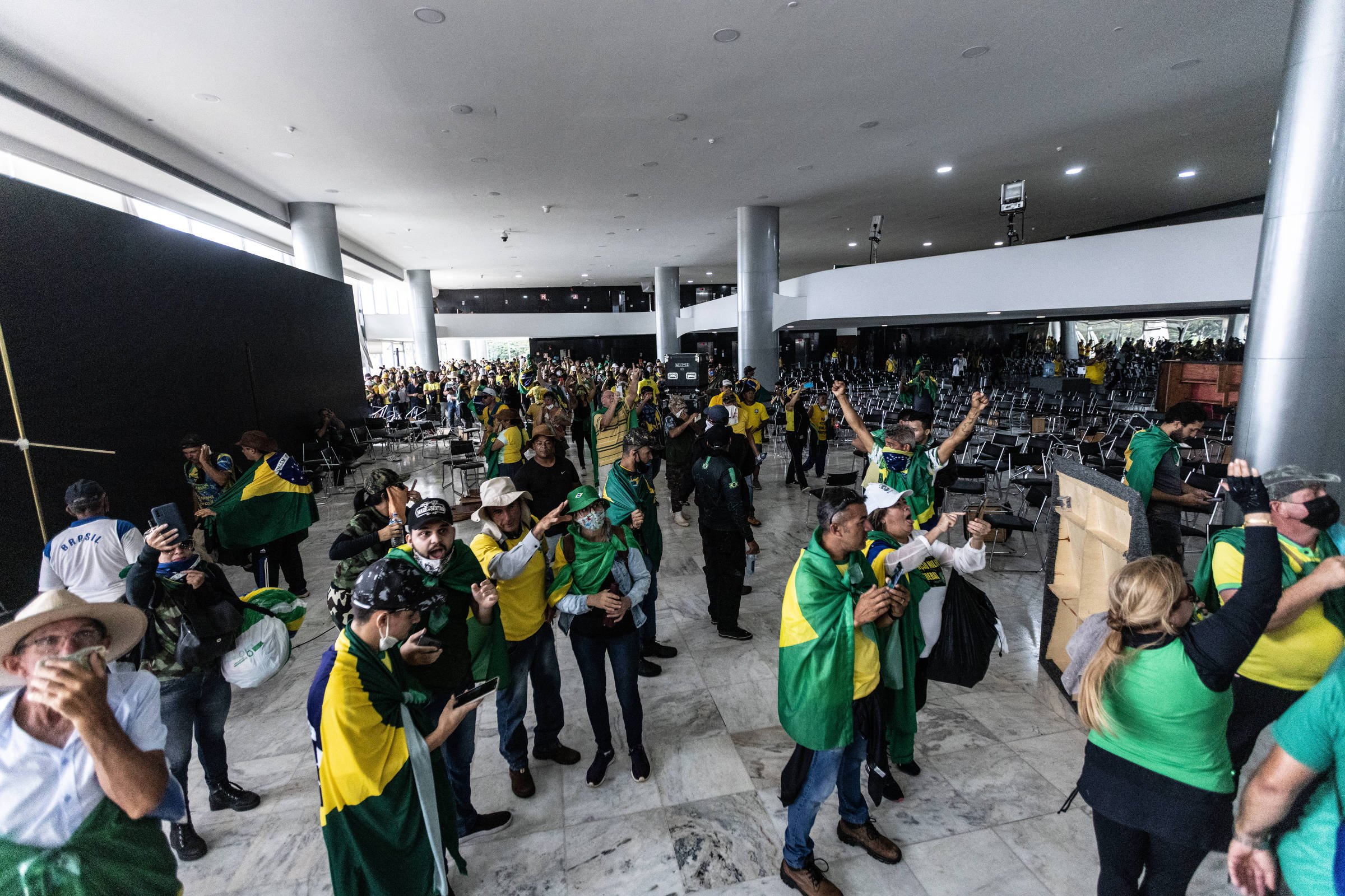 Veja saldo e principais números do 8 de janeiro, um ano após ataques golpistas