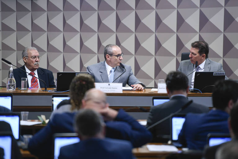 'A ideia minha desde o começo era que viesse alguma manifestação para poder apaziguar aquilo, as pessoas voltarem às suas casas e seguirem a vida normal', disse o coronel Jean Lawand Júnior; 'o ex-presidente Bolsonaro tinha uma liderança sobre a população, pelo menos sobre seu eleitorado', afirmou