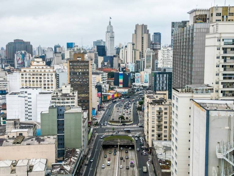 Vista aérea da região central de São Paulo; Lei de Zoneamento define quais atividades podem ser instaladas em cada uma das regiões da maior cidade da América Latina 