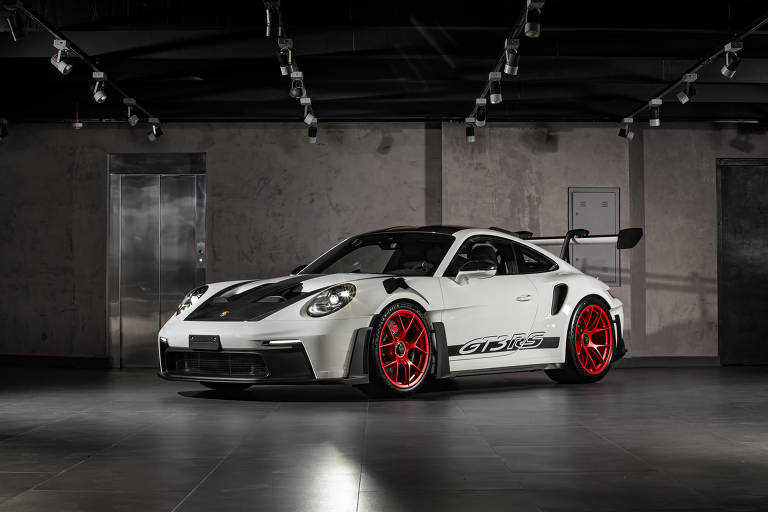 Porsche lança nova geração do 911 GT3 RS