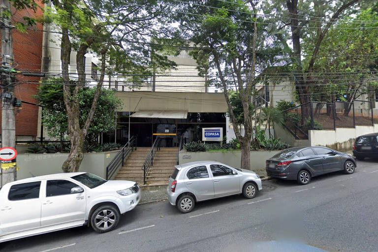 A foto mostra a entrada da sede da Copasa, em Belo Horizonte.