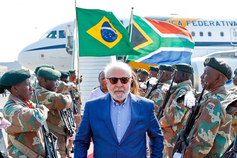 O presidente Luiz Inácio Lula da Silva chega à África do Sul para a Cúpula do Brics de 2023