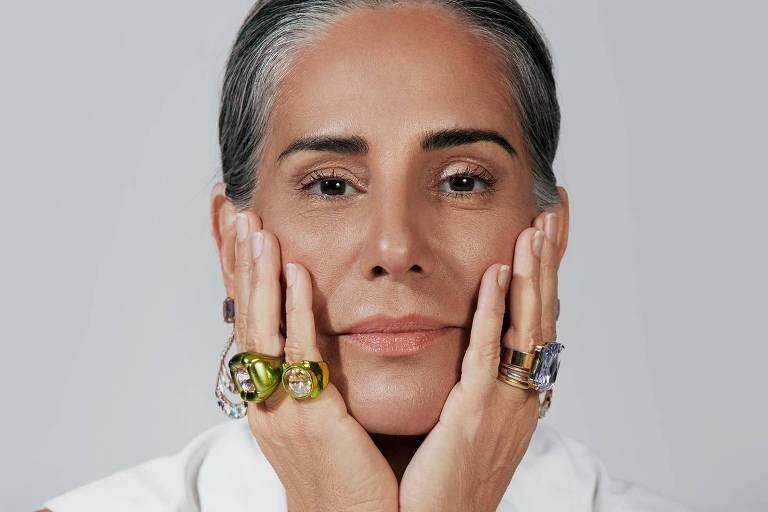 Gloria Pires critica uso de imagem para venda de produto de beleza: 'Não caiam nessa mentira'