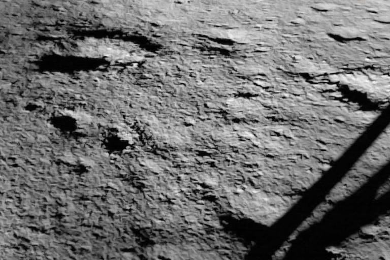 Missão indiana Chandrayaan-3 pousa com sucesso na Lua