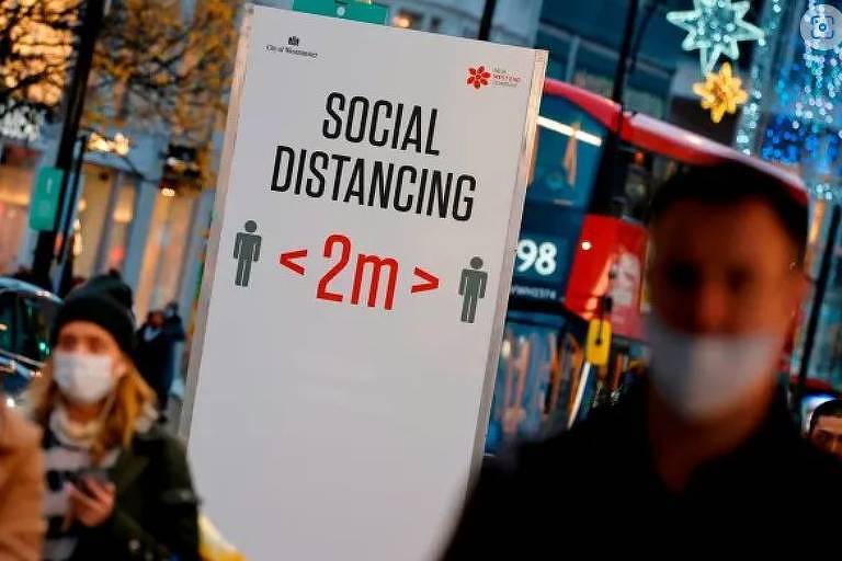 O inquérito Covid do Reino Unido está examinando a resposta do país à pandemia, incluindo as decisões de lockdown e introdução de outras medidas de distanciamento social 