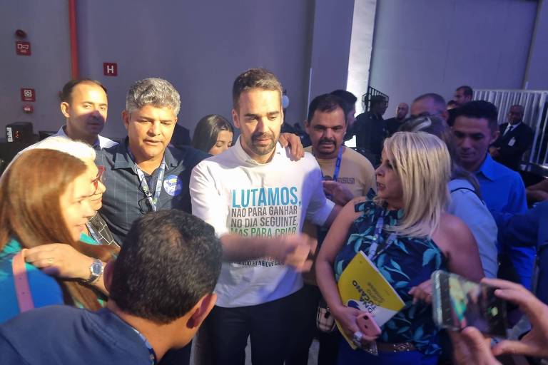 Evento do PSDB de SP deve manifestar apoio a candidatura presidencial de Eduardo Leite