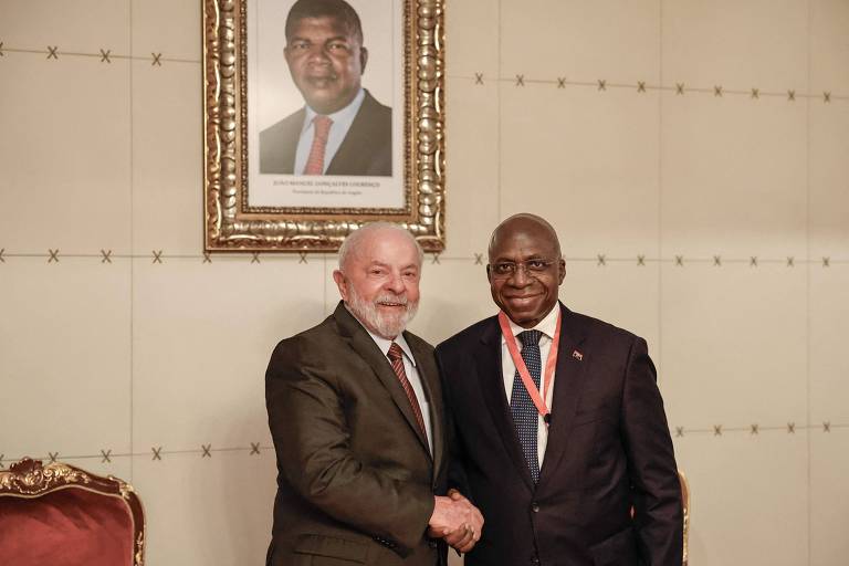 Em Angola, Lula questiona pagamento da dívida de países africanos ao FMI