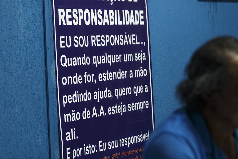 Estender a mão quando alguém pede ajuda é um pilar do AA