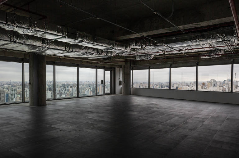 Empresas começaram a registrar aumento na metragem das locações. Dos negócios fechados pela JLL, 70% eram de lajes abaixo de 1.000 m² no segundo trimestre. O índice antes era de 85%