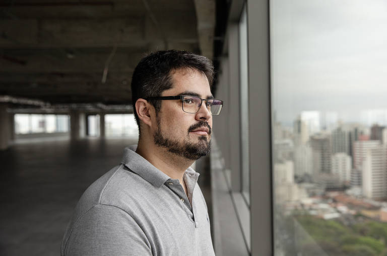 Bernard Kawakama, diretor de empreendimentos da Fibra Experts, vem recebendo visitas de clientes interessados em escritórios com metragens acima de 5.000 m²