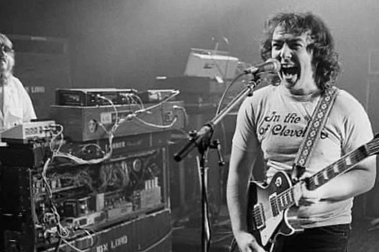 Bernie Marsden faz show com o Whitesnake em 1982