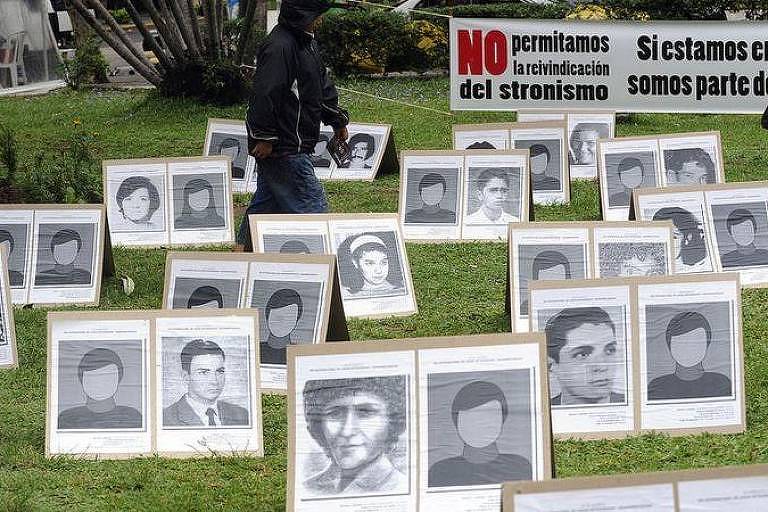 Imagens de desaparecidos durante o governo de Alfredo Stroessner no Paraguai