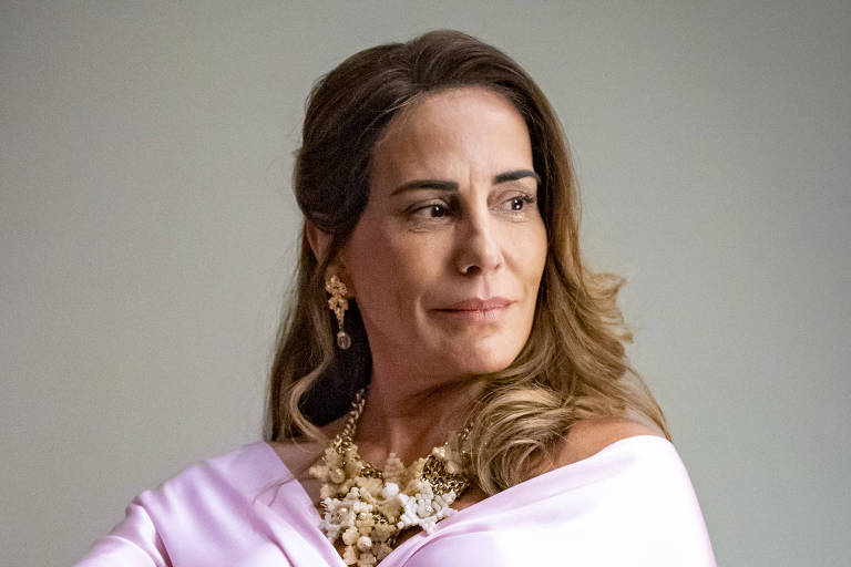Glória Pires como Irene, na novela 'Terra e Paixão'