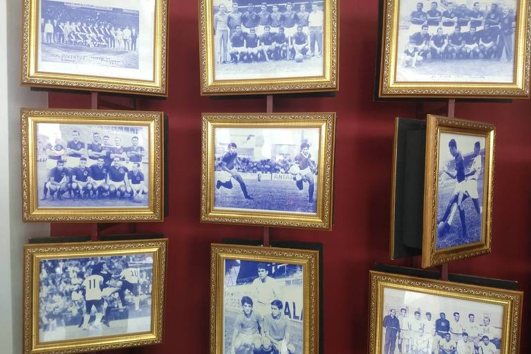 Espaço no estádio da rua Javari (Conde Rodolfo Crespi), em São Paulo, exibe fotos históricas do clube da Mooca