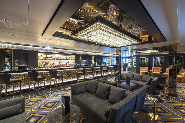 MSC Seaview Wine & Cocktails Bar