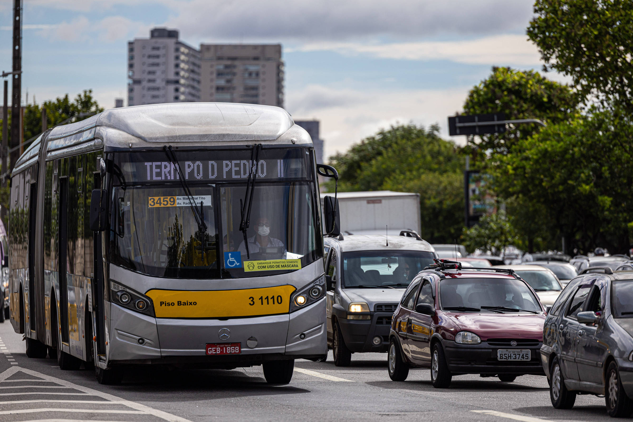 Passe livre: mais de 80 cidades do Brasil adotam medida - 01/11/2023 -  Cotidiano - Folha