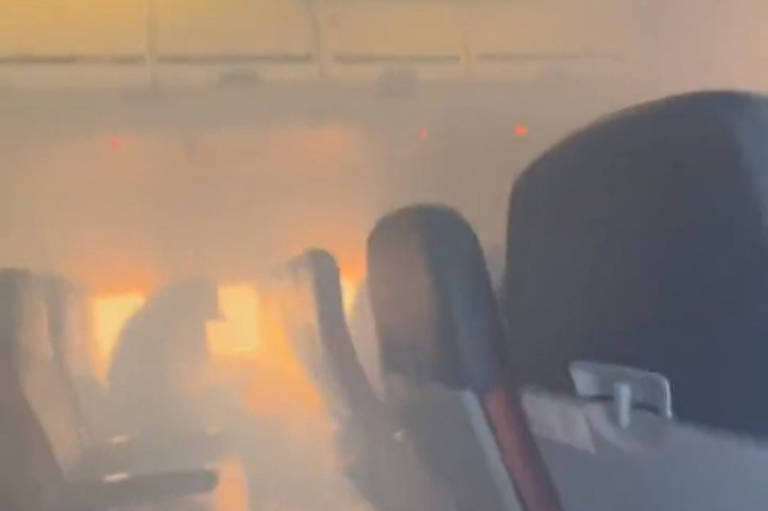 Avião da GOL que teve fumaça a bordo volta a voar, mas faz voo baixo e pela  costa do Rio