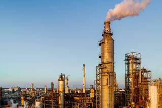 Oil Fields And Refineries Operate In Texas