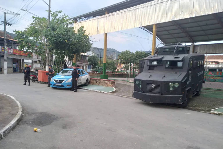 Polícia faz operação em bairro de Paraty onde Mingau, do Ultraje a Rigor, foi baleado