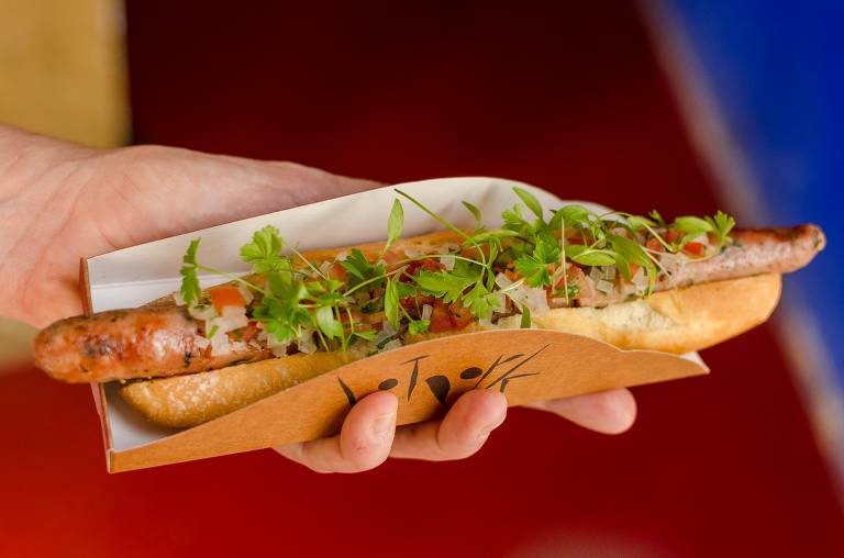 Dia do Cachorro-Quente: Onde comer hot dog em SP - 08/09/2023 -  Restaurantes - Guia Folha