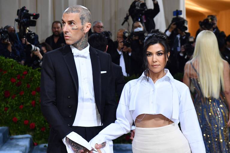 Kourtney Kardashian diz que passou por cirurgia de emergência para salvar gravidez