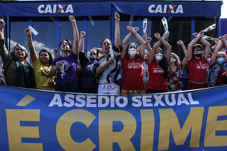 Protesto contra as denúncias de assédio de Pedro Guimarães, da Caixa
