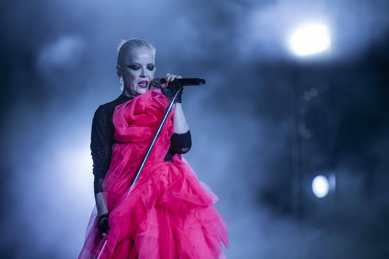 A vocalista do Garbage, Shirley Manson, em show no The Town