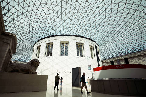 (230908) -- LONDON, Sept. 8, 2023 (Xinhua) -- People walk in the British Museum in London, Britain, Sept. 7, 2023. As the British Museum struggles to pick up the pieces amid the festering theft scandal, there have been renewed calls for the institution to return items it took from other countries.
TO GO WITH 