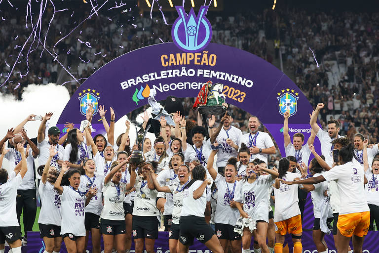 Corinthians feminino é campeão pela 17ª vez e bate recorde de títulos em  2023; veja histórico