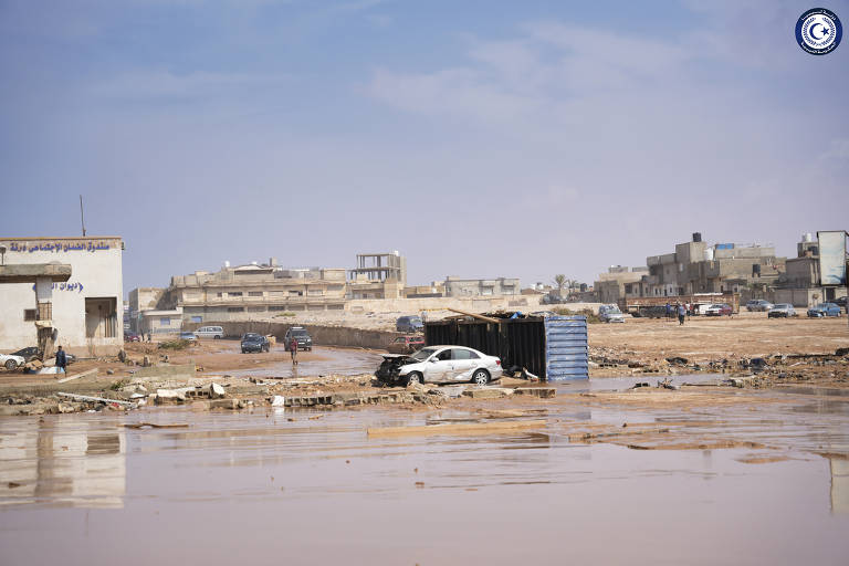 Enchentes no leste da Líbia deixam centenas de mortos após tempestade tropical
