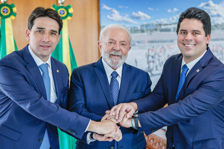 Centrão mantém pressão apesar de ministérios, e Lula negocia cargos a cada votação