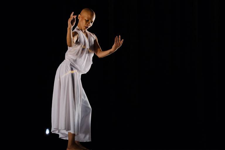 Veja cenas de espetáculos da Bienal Sesc de Dança