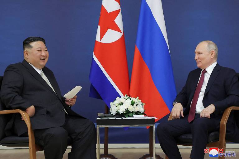 Segurança obsessiva até desinfeta cadeira de Kim na visita a Putin