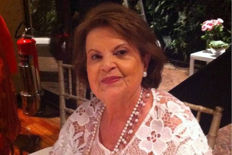 Mortes: Viveu pela educação e pela ação social