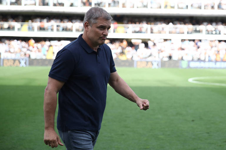 Santos, na zona de rebaixamento, demite Aguirre após cinco jogos