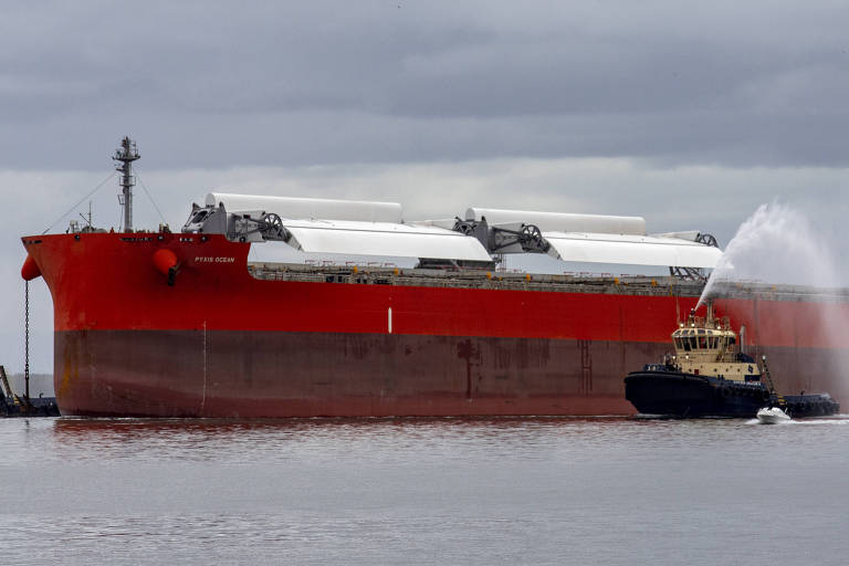 Navio saiu da Ásia em agosto deste ano