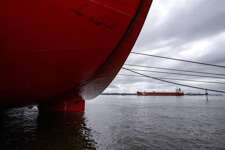 Pyxis Ocean chegou ao Porto de Paranaguá, no Paraná