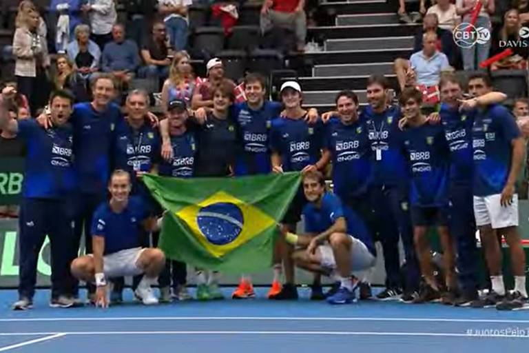 A equipe do Brasil, após vitória sobre a Dinamarca na Copa Davis de tênis (16/9/23)