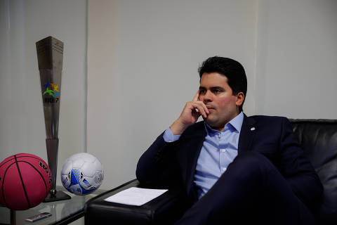 BRASILIA, DF,  BRASIL,  14-09-2023, 12h00: O novo ministro do Esporte, André Fufuca, durante entrevista à Folha em seu gabinete. (Foto: Pedro Ladeira/Folhapress, PODER) ***EXCLUSIVO***