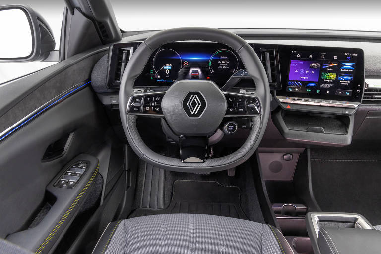 Renault Megane E-Tech tem mostradores digitais distribuídos por uma tela de LCD